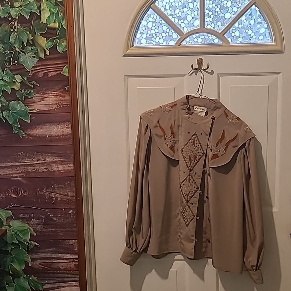 Ladies Size 14 Chagall Tan Long Sleeve Blouse